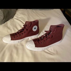 Chuck Taylor II Converse